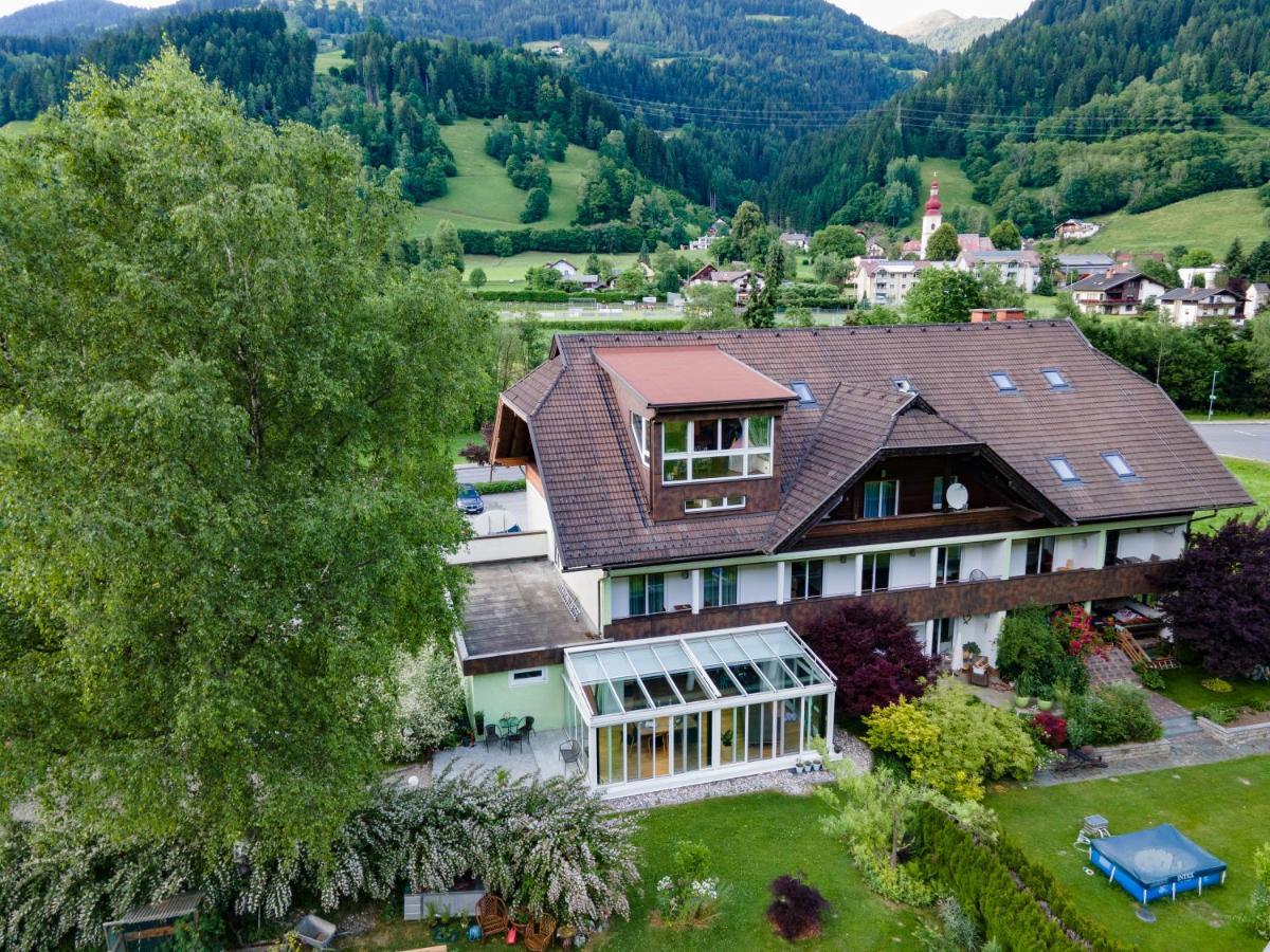 Naturoase Appartements Mirnock Африц Экстерьер фото