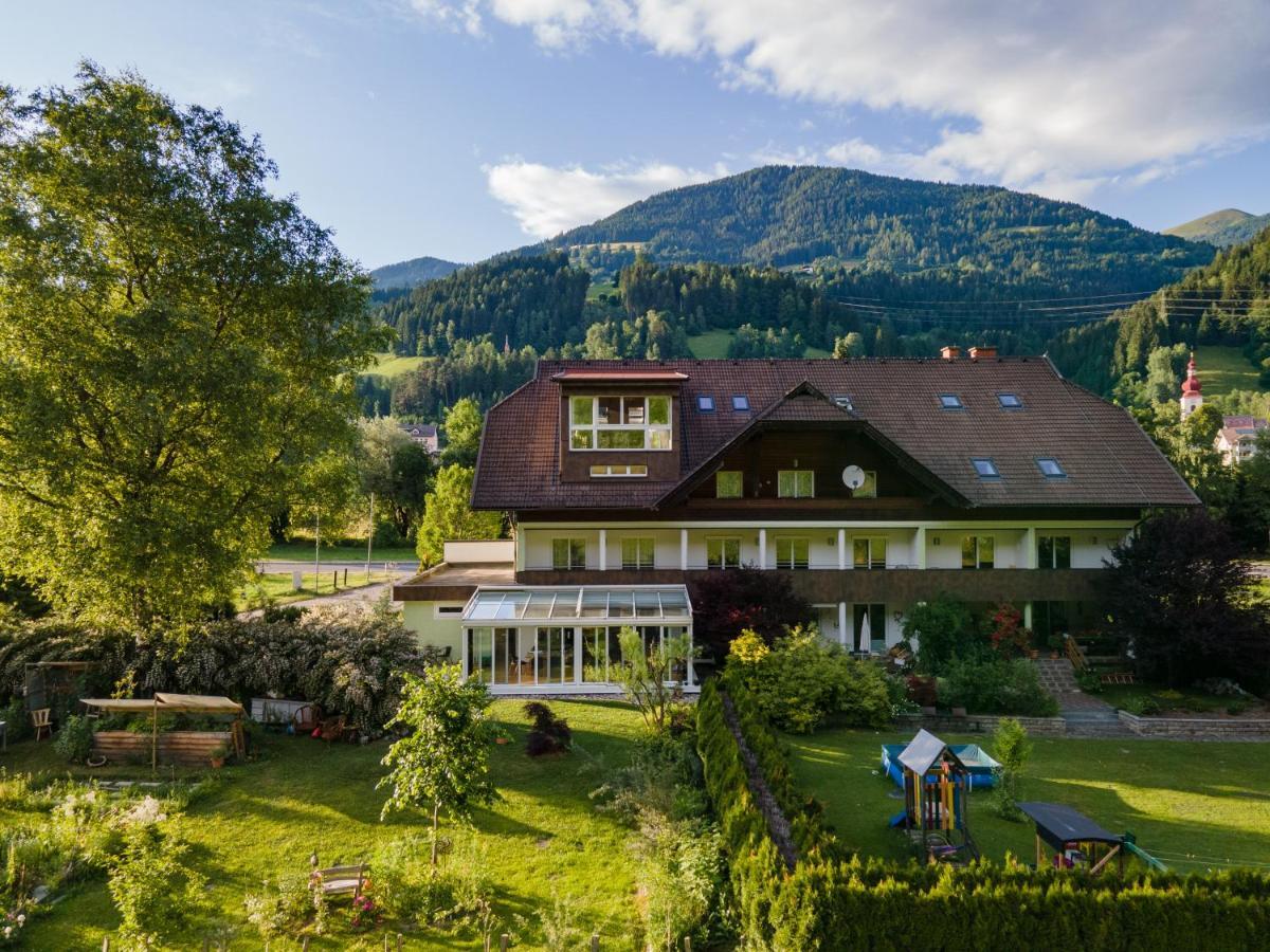 Naturoase Appartements Mirnock Африц Экстерьер фото